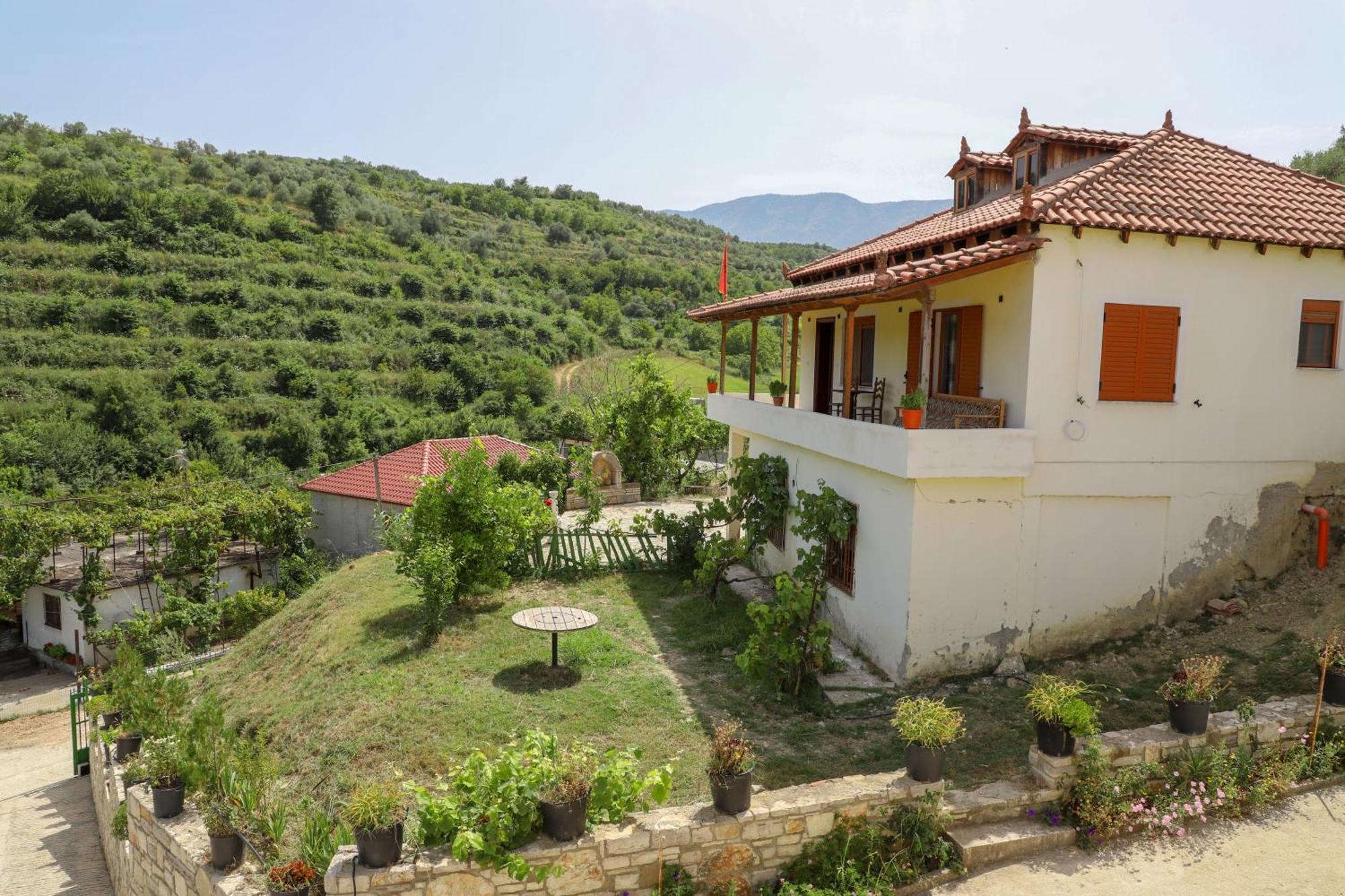 Villa Romario Berat Exterior foto